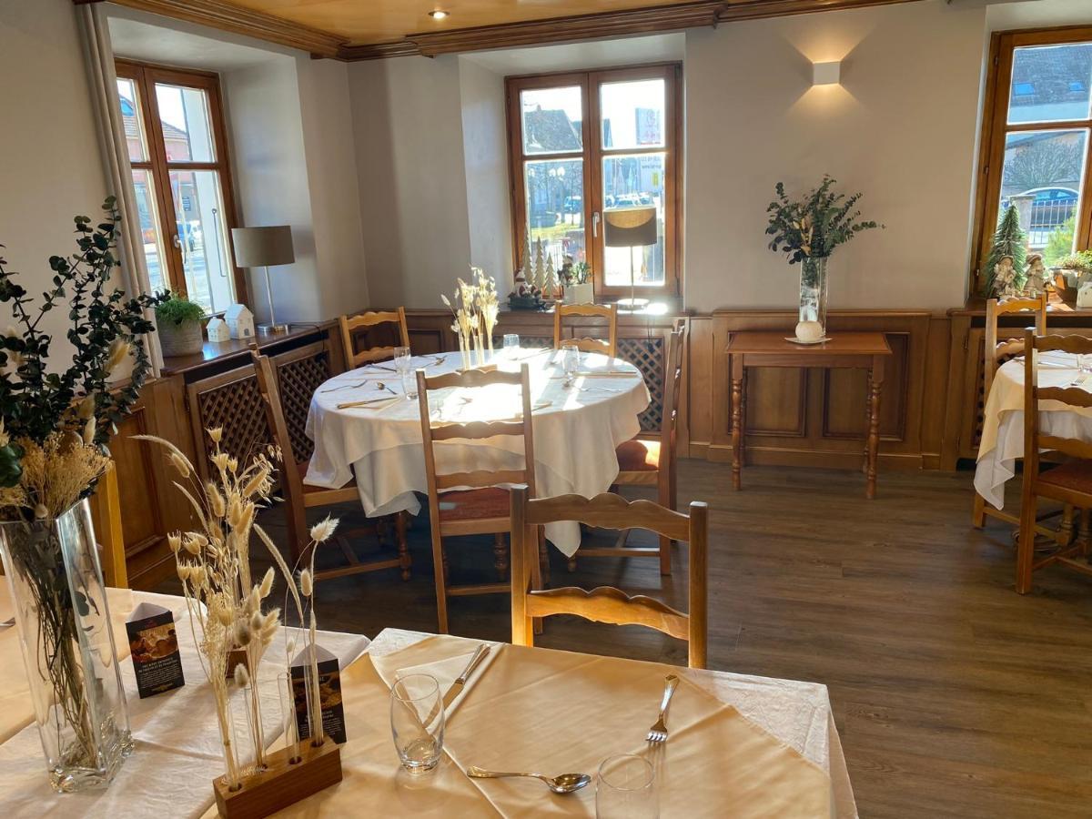 Logis Hotel Restaurant Au Lion Rouge Bartenheim Luaran gambar