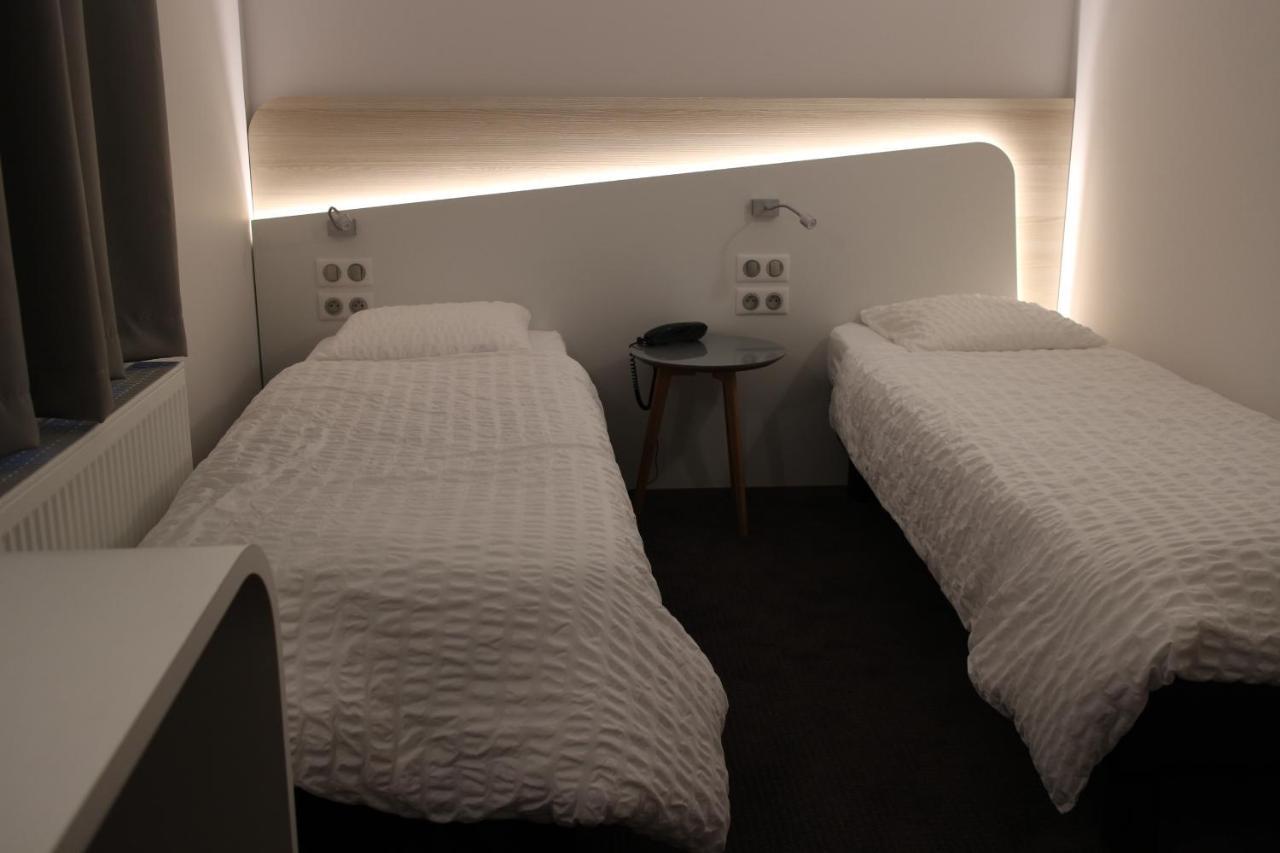 Logis Hotel Restaurant Au Lion Rouge Bartenheim Luaran gambar